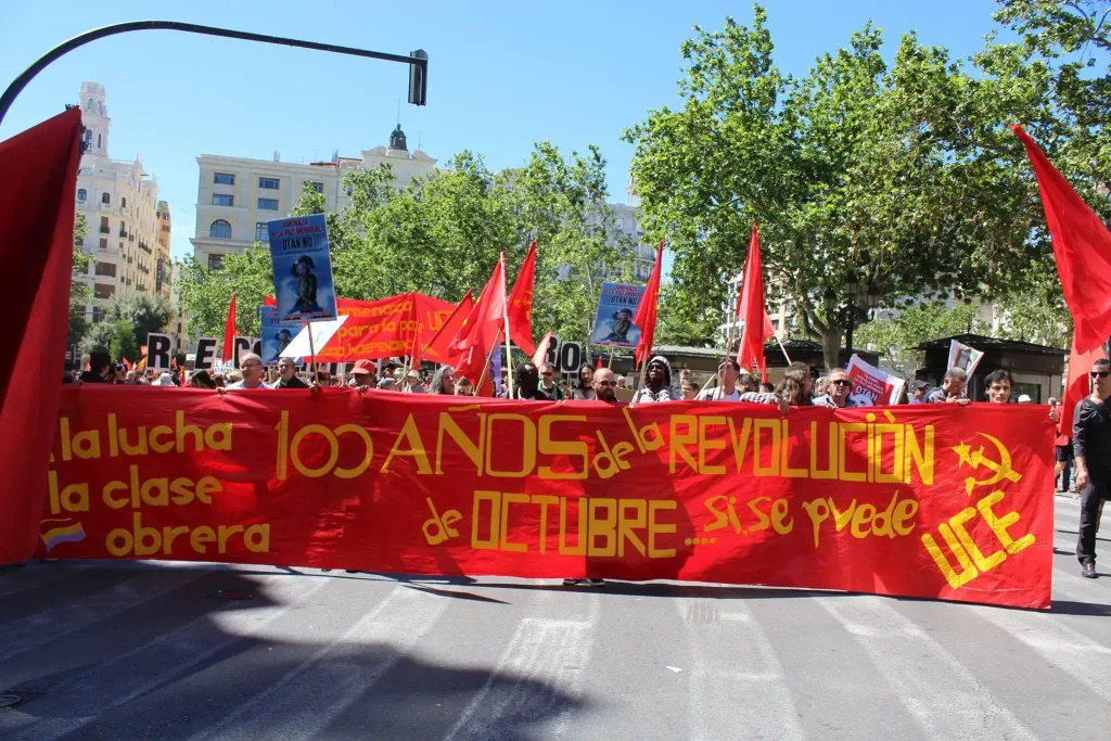 Impulsar una Alternativa a la Izquierda del PSOE: Una Necesidad Urgente. En el complejo panorama político actual...